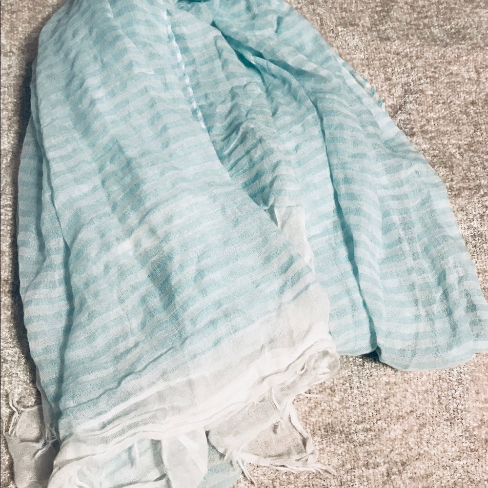 Turquoise & white wrap/scarf